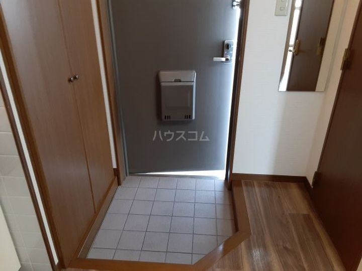 アプニール新瑞の玄関