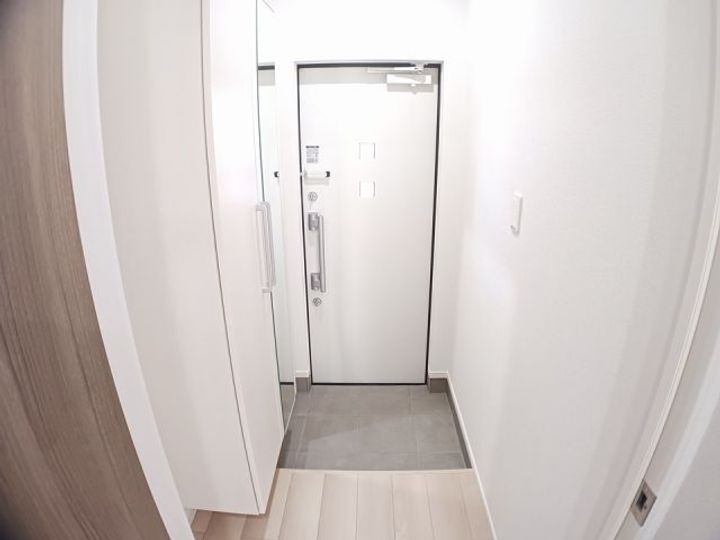 岐阜県大垣市青柳町3(アパート)の賃貸物件の玄関