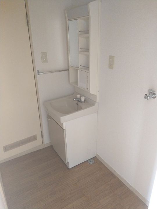 ハイツオギヌマAの居間