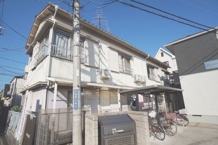 栄荘の外観