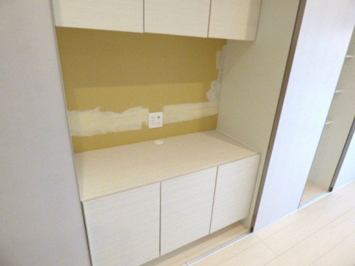 リブリ・もちの木の内装