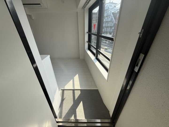 東京都杉並区方南1の賃貸マンションの玄関