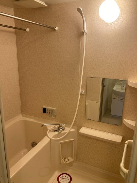 メゾンシャルムAの風呂