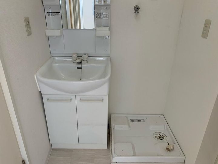 東光シャルムの内装