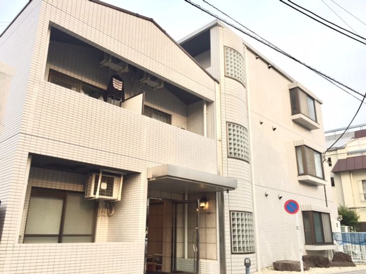 アミーズ荻窪の外観