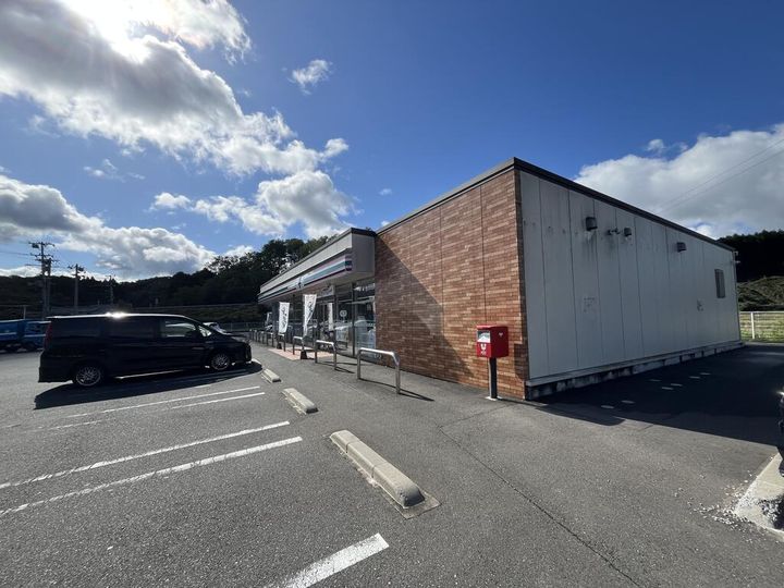 ノーブルVIの周辺