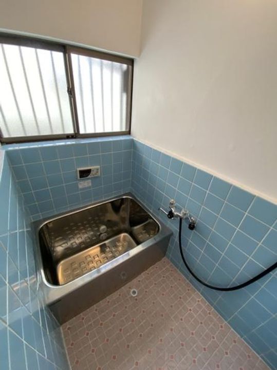 大阪府寝屋川市大利元町(一戸建)の賃貸物件の風呂
