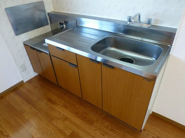 千葉県四街道市めいわ2(アパート)の賃貸物件のキッチン