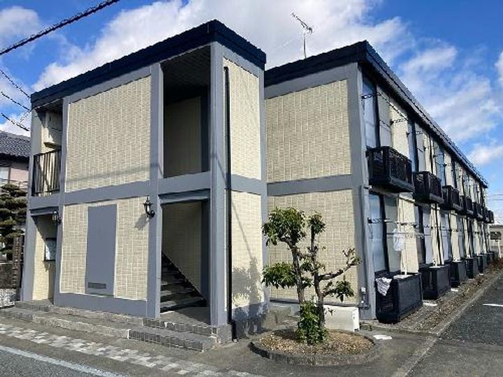 レオパレスRIKUの外観