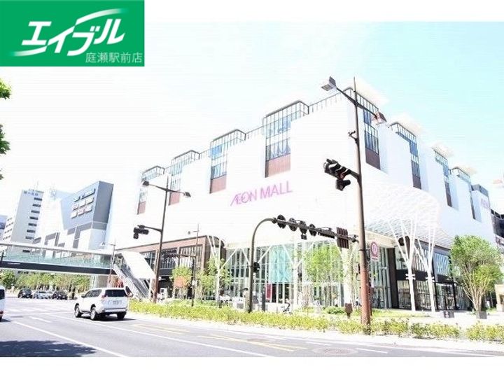 コア本町の周辺