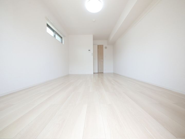 神奈川県厚木市恩名2(アパート)の賃貸物件の居間