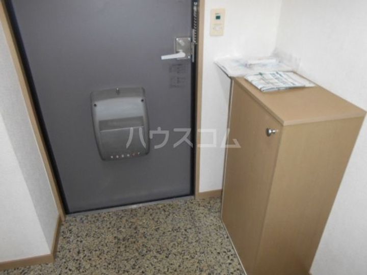 シュルプの玄関