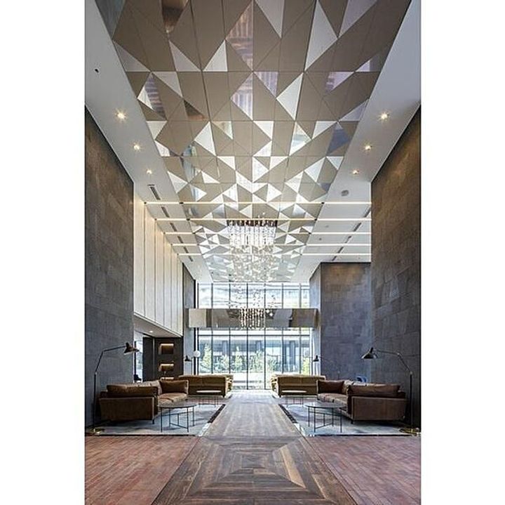 東京都港区海岸1(マンション)の賃貸物件の地図