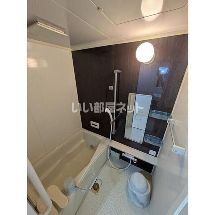 ヴェルディール仰木第壱号棟の風呂