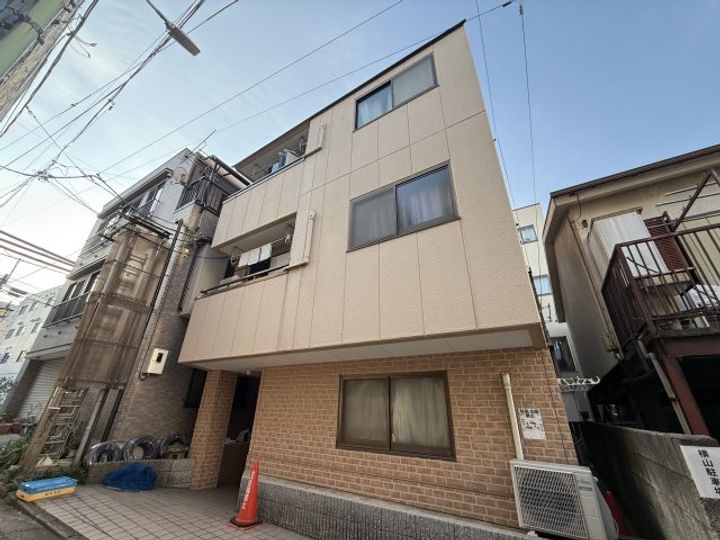 東京都杉並区和泉1(マンション)の賃貸物件の外観