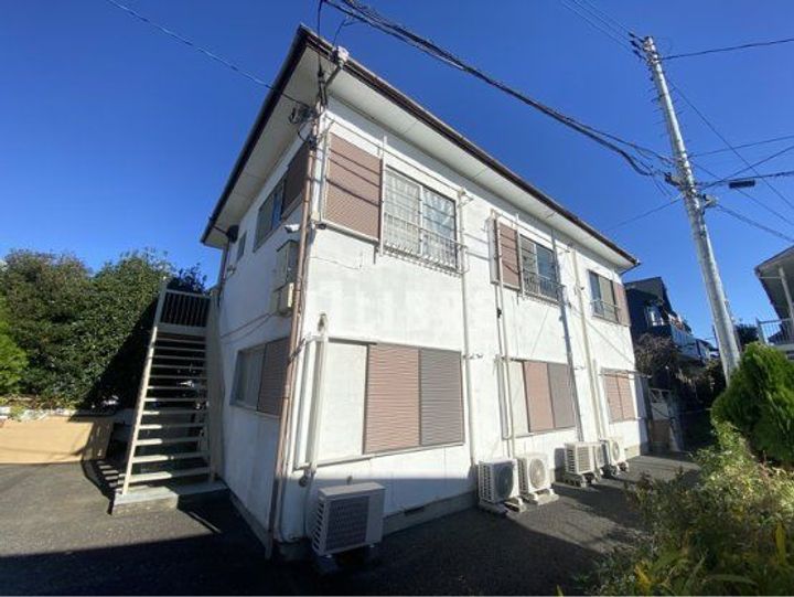 東京都日野市大字新井(アパート)の賃貸物件の外観