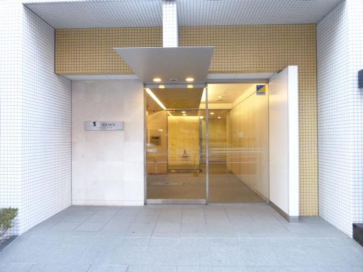 クレジデンス神谷町の地図