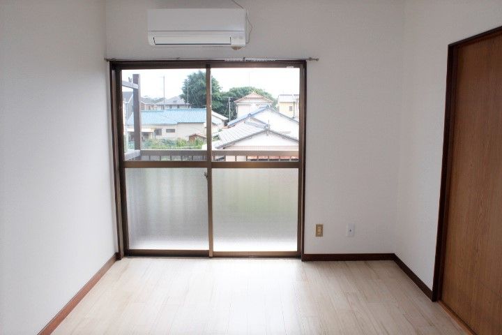 サンハイツ渡辺の居間