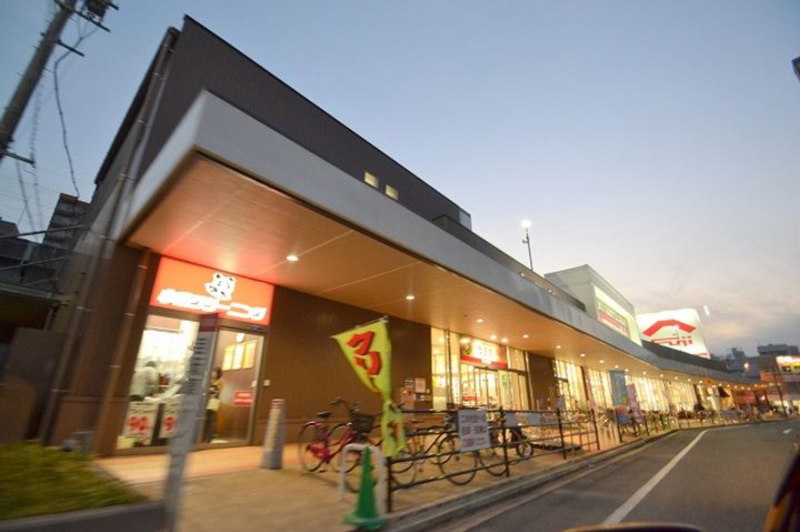 エイトバレー横川リバーフロントの周辺