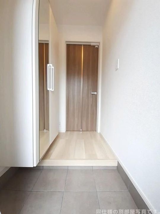 グランドールIIの玄関