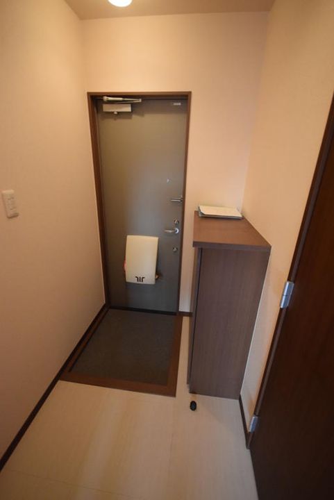 大阪府柏原市田辺1(アパート)の賃貸物件の玄関