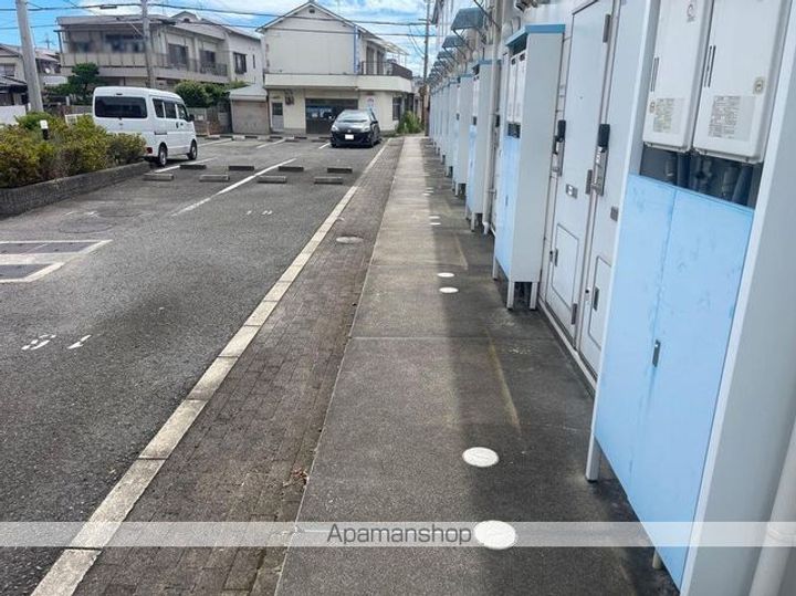 レオパレス松の内装