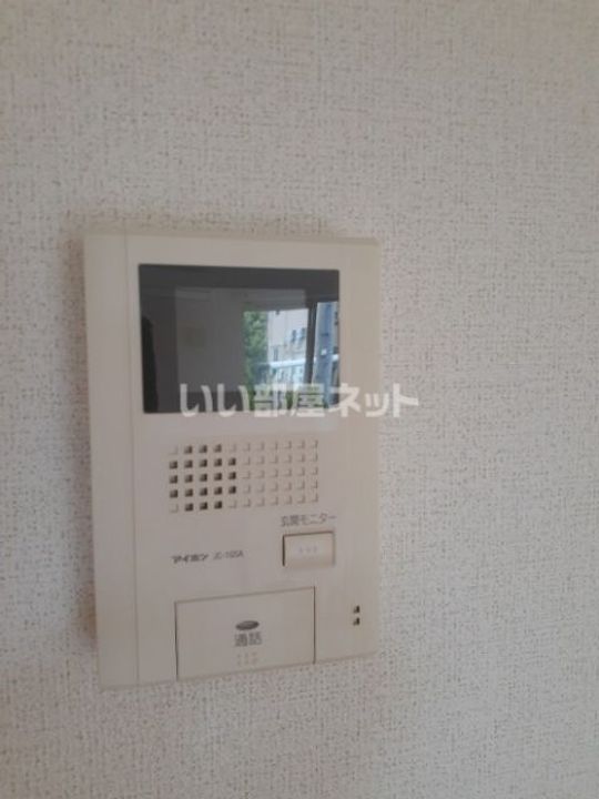 NMON Fの内装