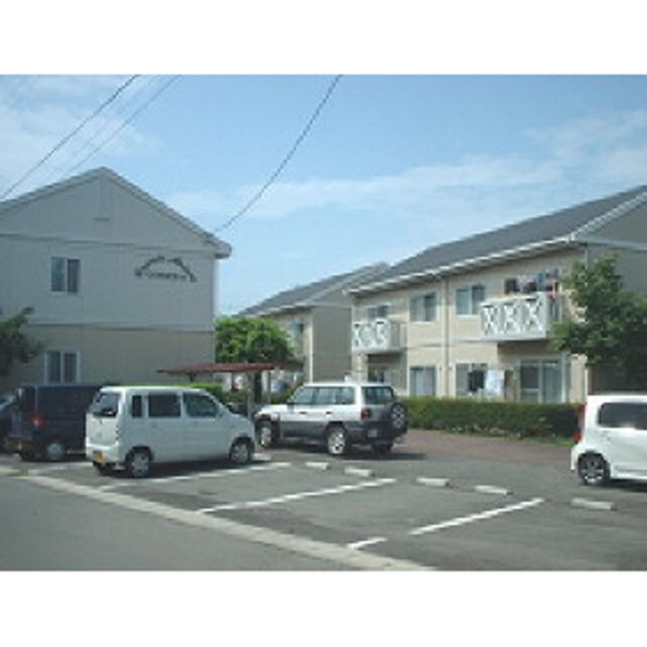 グランドメゾンコスモスの外観