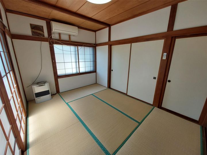 青森県八戸市桜ケ丘2(一戸建)の賃貸物件の居間