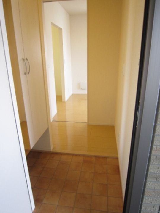 広島県福山市沖野上町5(アパート)の賃貸物件の玄関