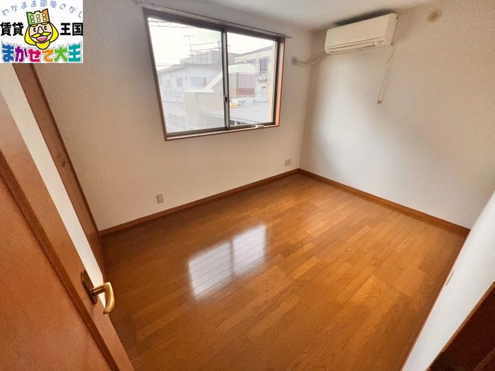 タイムヒルズの内装