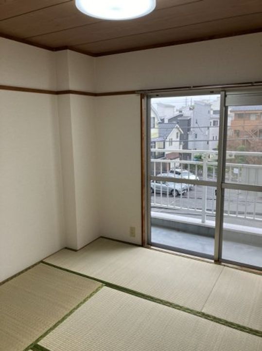 RGハイツIの居間