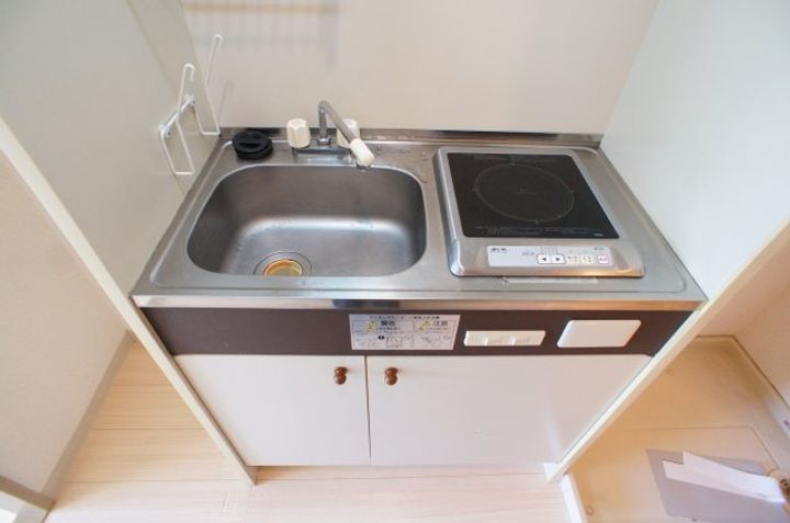 クレール加茂のキッチン