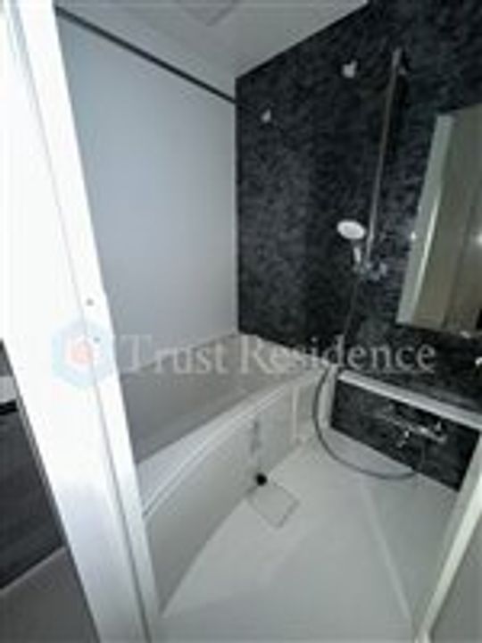 グランカーサ三ノ輪IIIの風呂