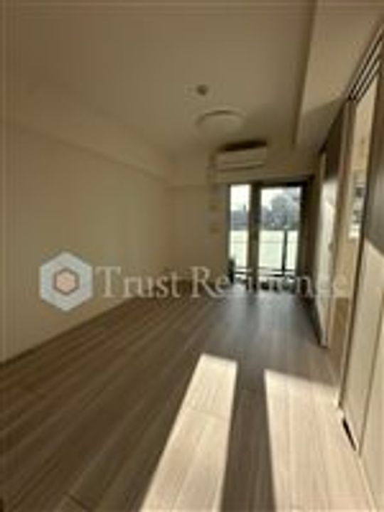 グランカーサ三ノ輪IIIの居間