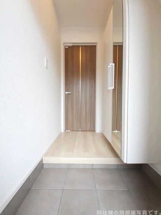 グランドールIIの玄関