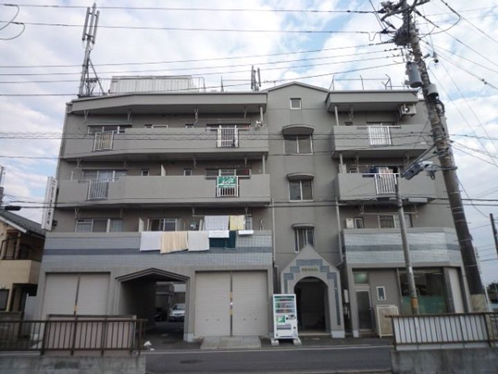 通商第三ビルの外観