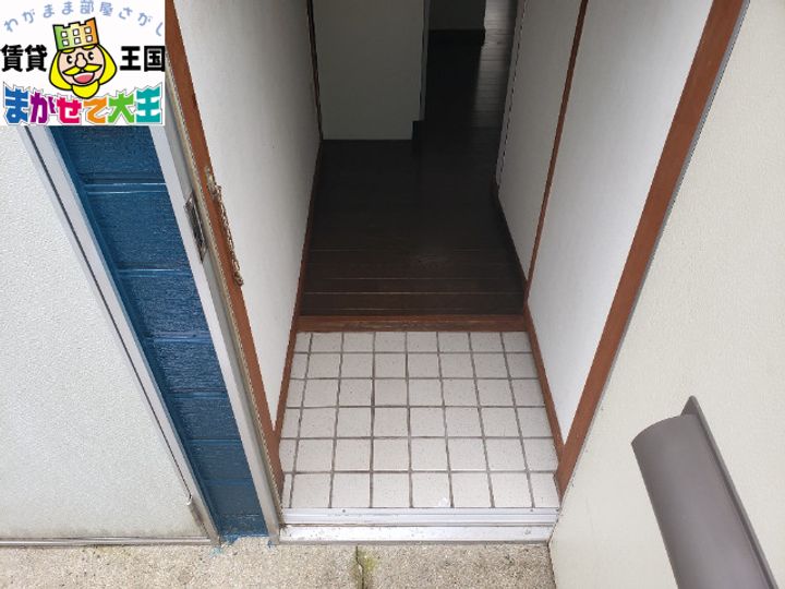 ヴィラコート西町の玄関