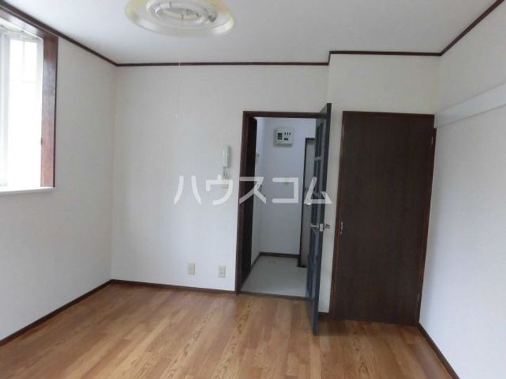レッツ朝霞台の内装