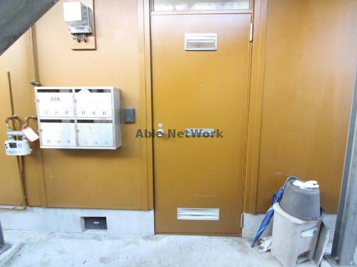 宮崎県都城市平江町(アパート)の賃貸物件の玄関
