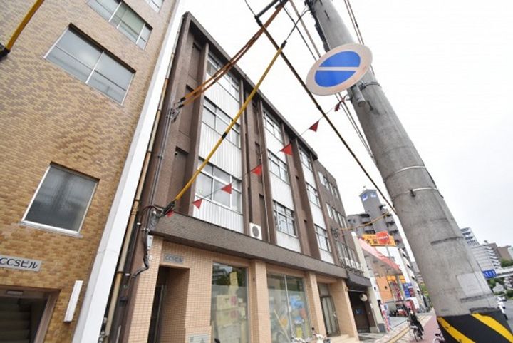 第1CCSビルの外観