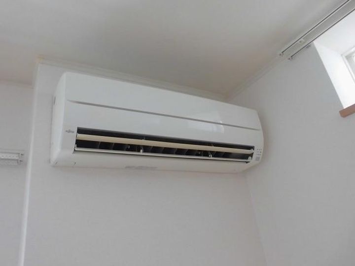 パティオななAの内装