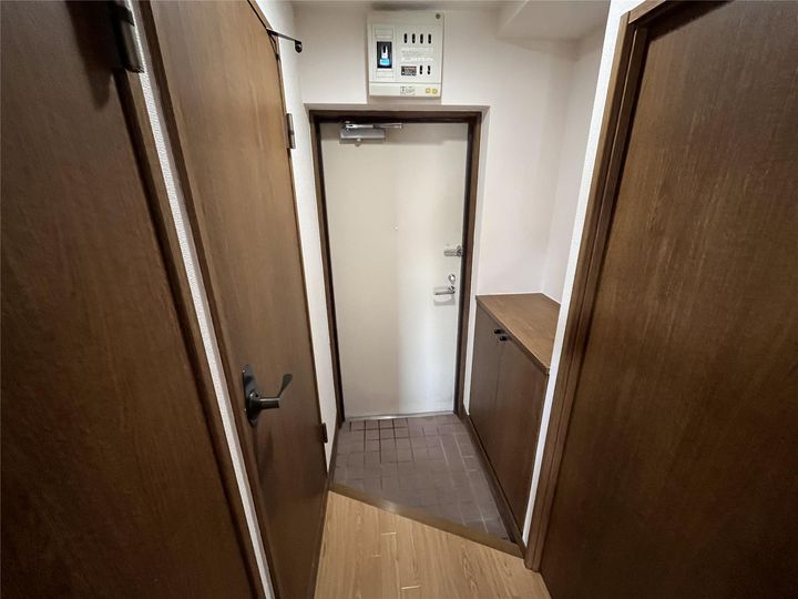 ゴールデンアルトの玄関