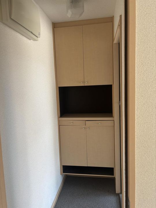 第II三友ハイツの玄関