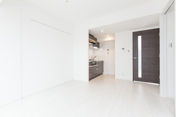 東京都台東区入谷2の賃貸マンションの居間