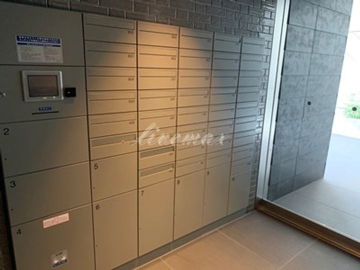 神奈川県横浜市西区平沼1の賃貸マンションの地図