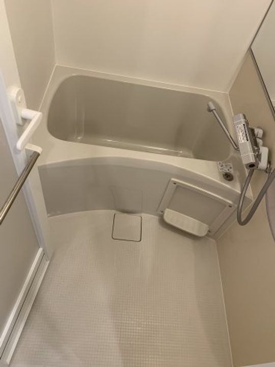 神奈川県横浜市西区平沼1の賃貸マンションの風呂
