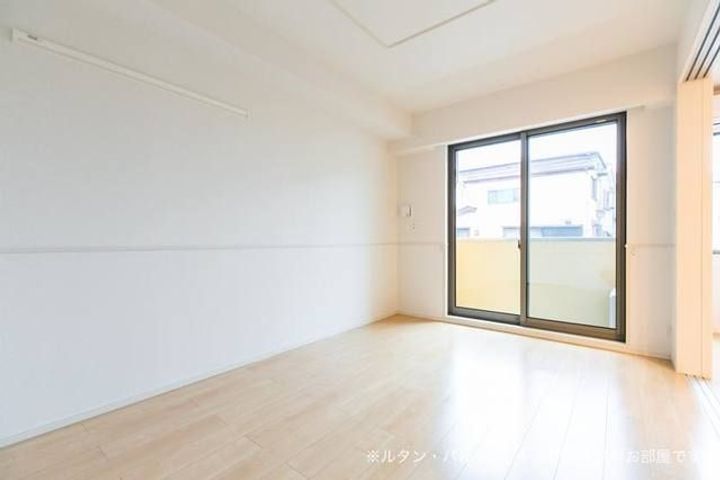 カレント(current)の居間