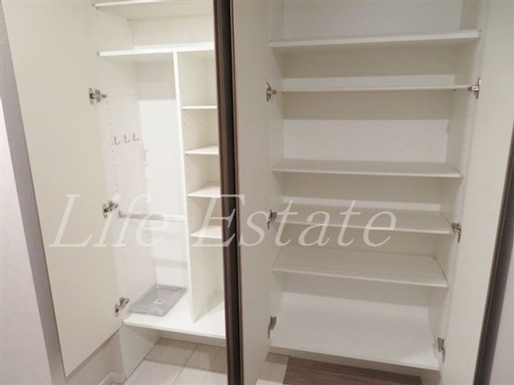 ローレルタワー御堂筋本町の内装