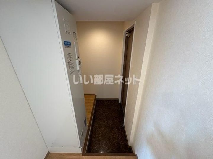 兵庫県明石市小久保2(マンション)の賃貸物件の玄関